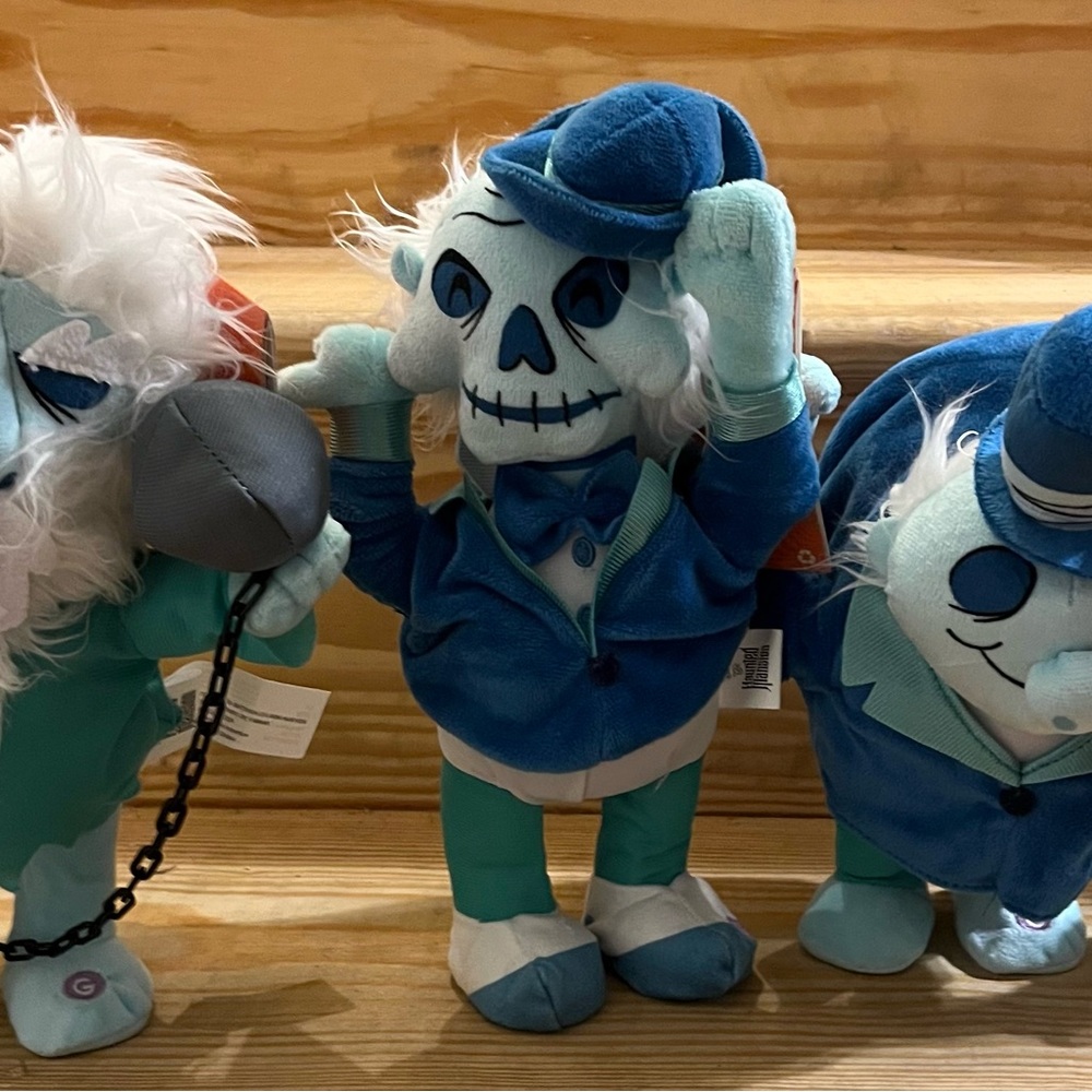 NWT disney haunted hitchhikers ezra ,  gus, phineas